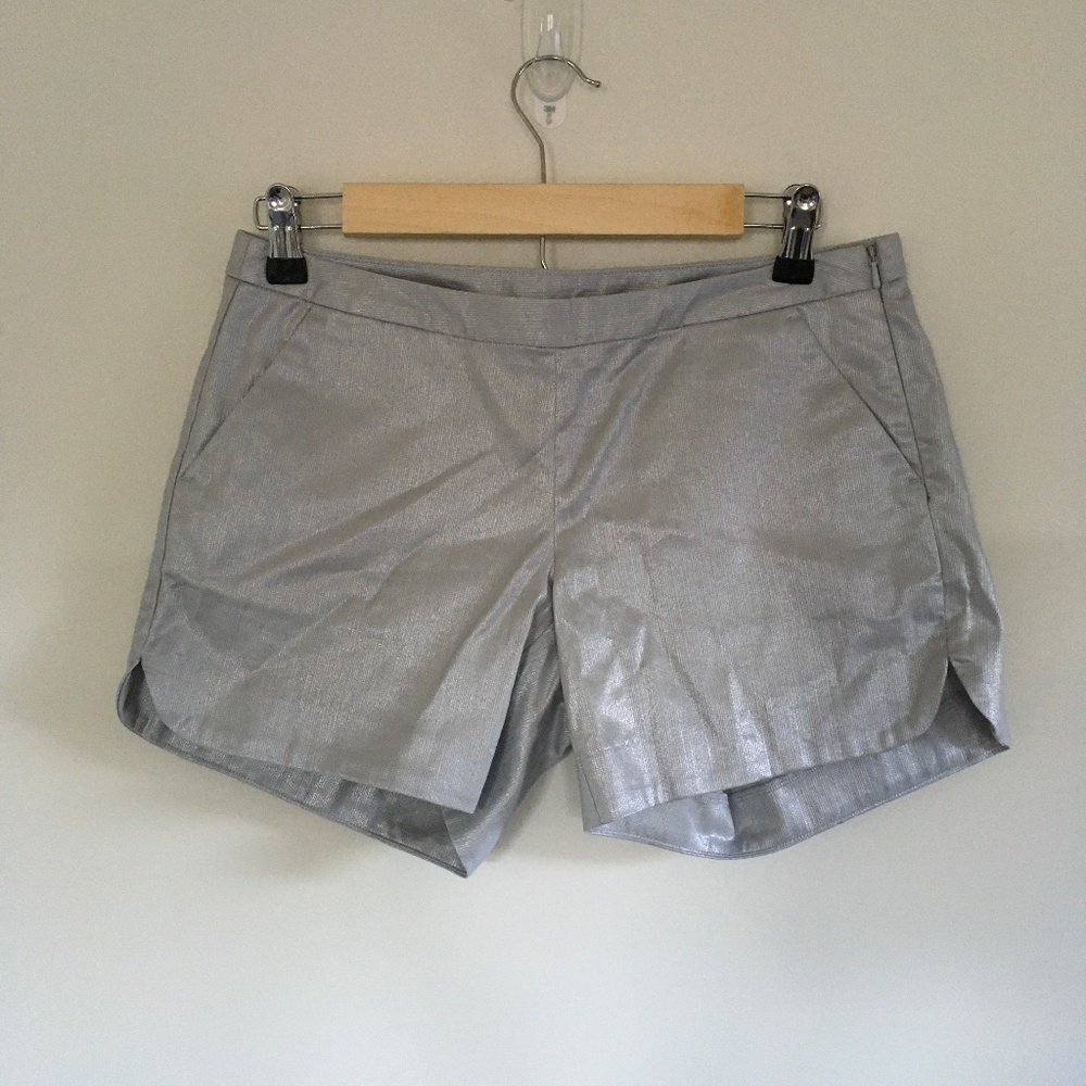 NWT Lilly Pulitzer Kasia Shorts Preppy 100% Cotton Metallic Silver Size 0
